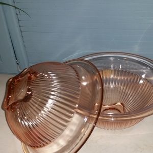 1940s Hazel Atlas Pink Square Bottom 2 Pc Bowl Set